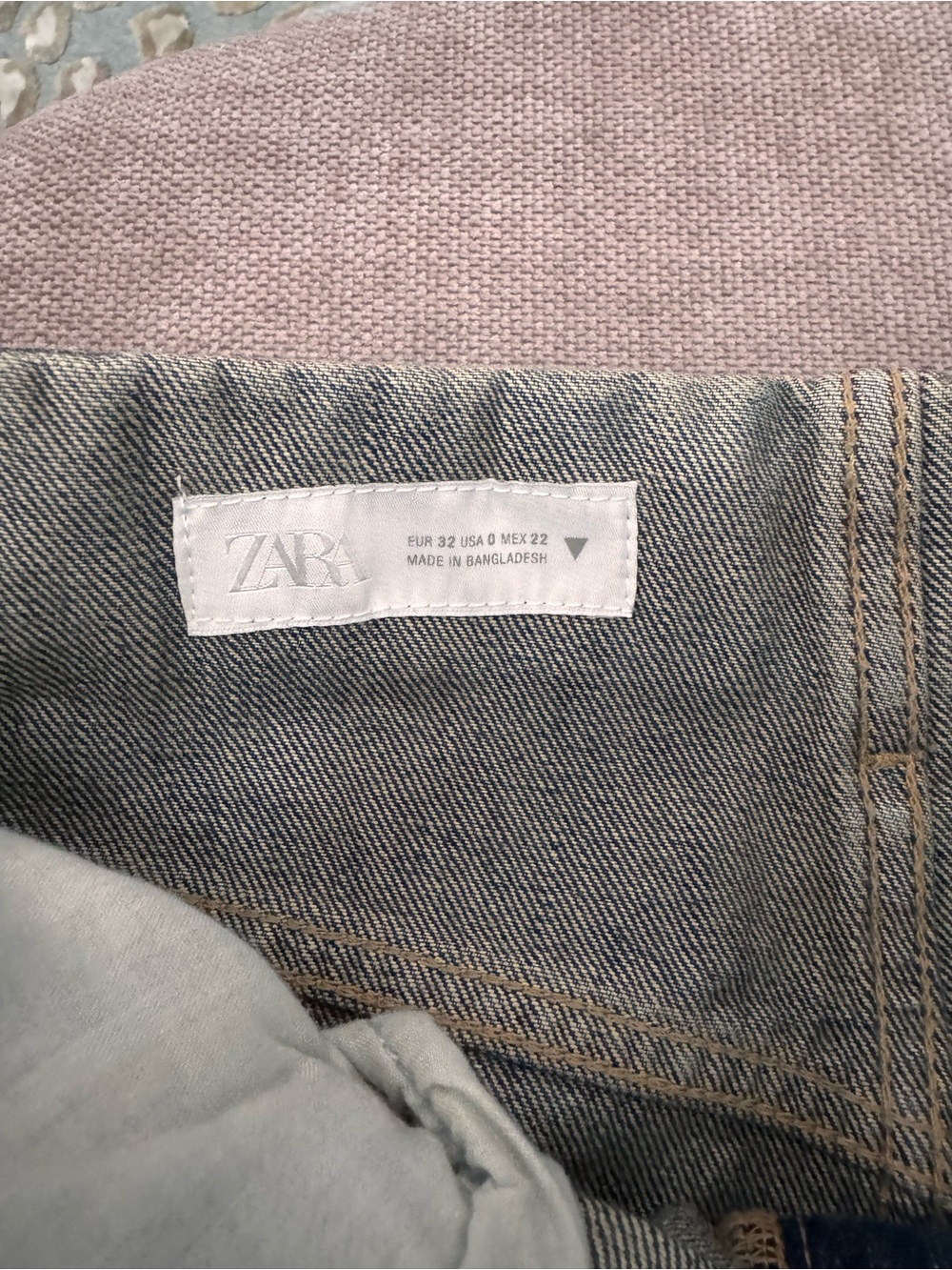 Zara Wide-Leg High-Rise Jeans in Washed Blue - Picture 6 of 6